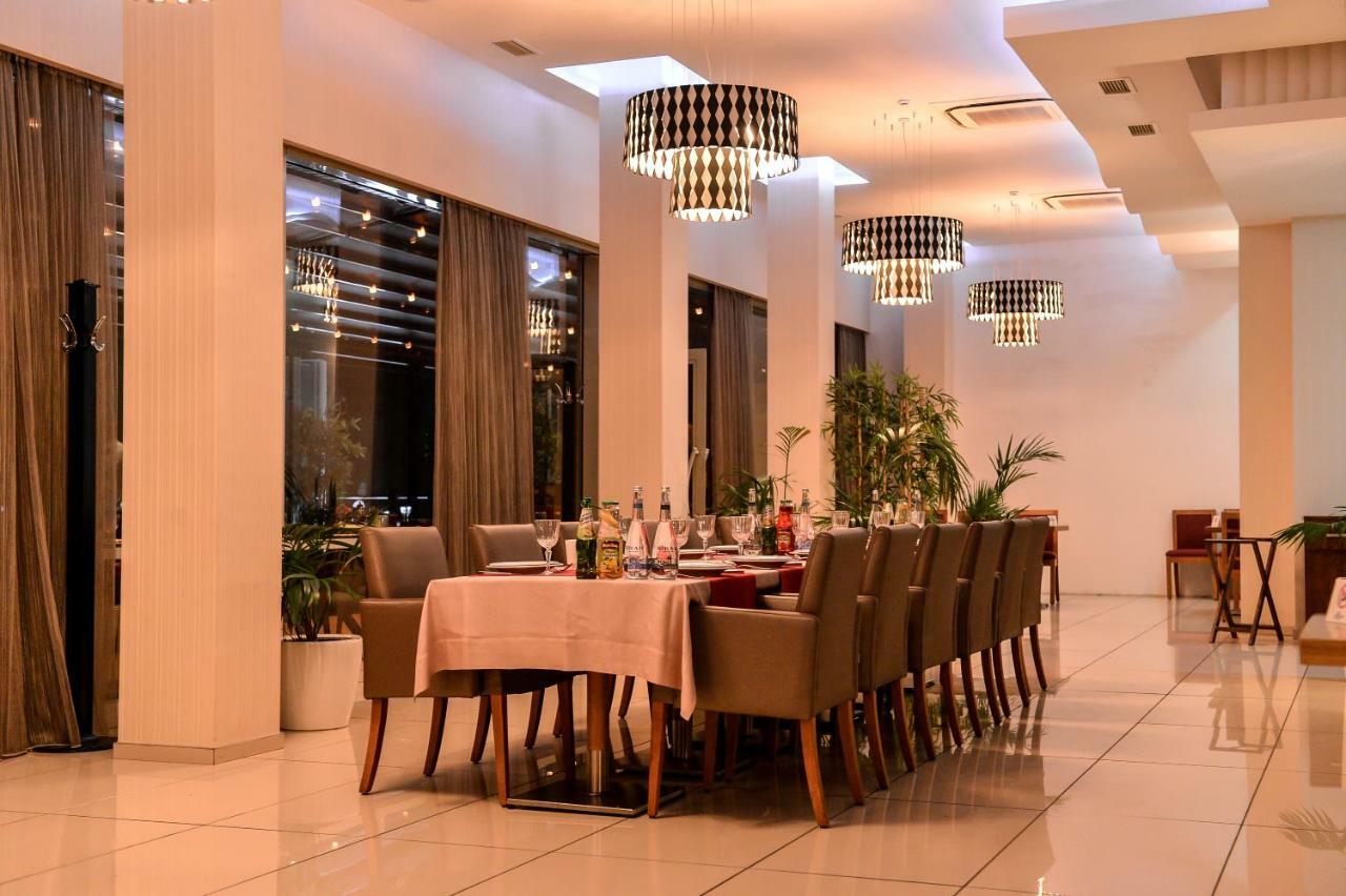 Riviera Hotel Baku Extérieur photo